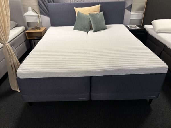 Boxelevation 180x200 med gavl Dunlopillo Passion