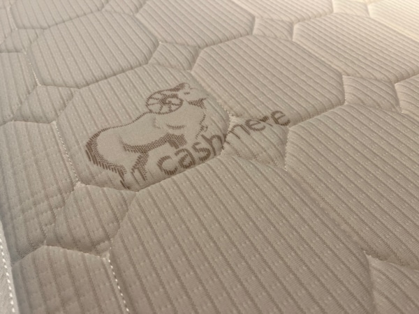 med Cashmere Naturlatex