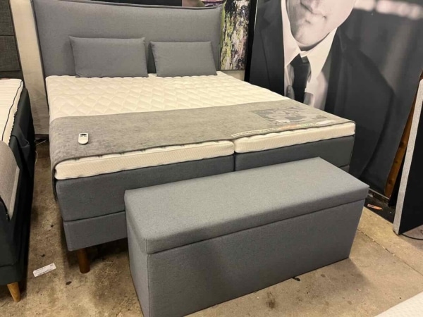 Komplet med Gavl, Puf, ben - latextopmadras Elevationsseng med ALT